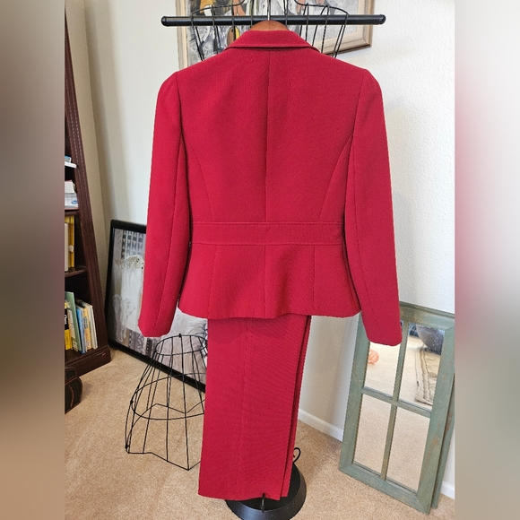 Tahari ASL Two Piece Pant Suit - Picture 2 of 16